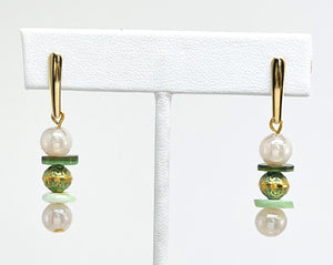 Ocean green sea glass look with glass, shell and gold plated metal accents and turtle charm bracelet and earring set