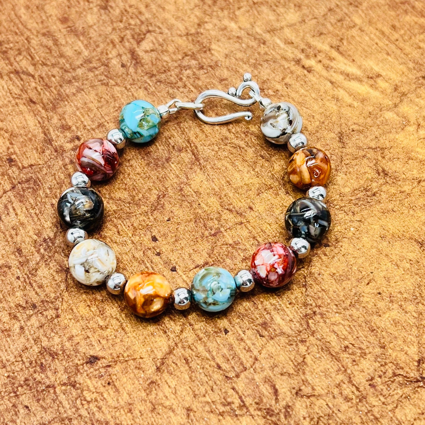 Multicolored agate bracelet with silver accents