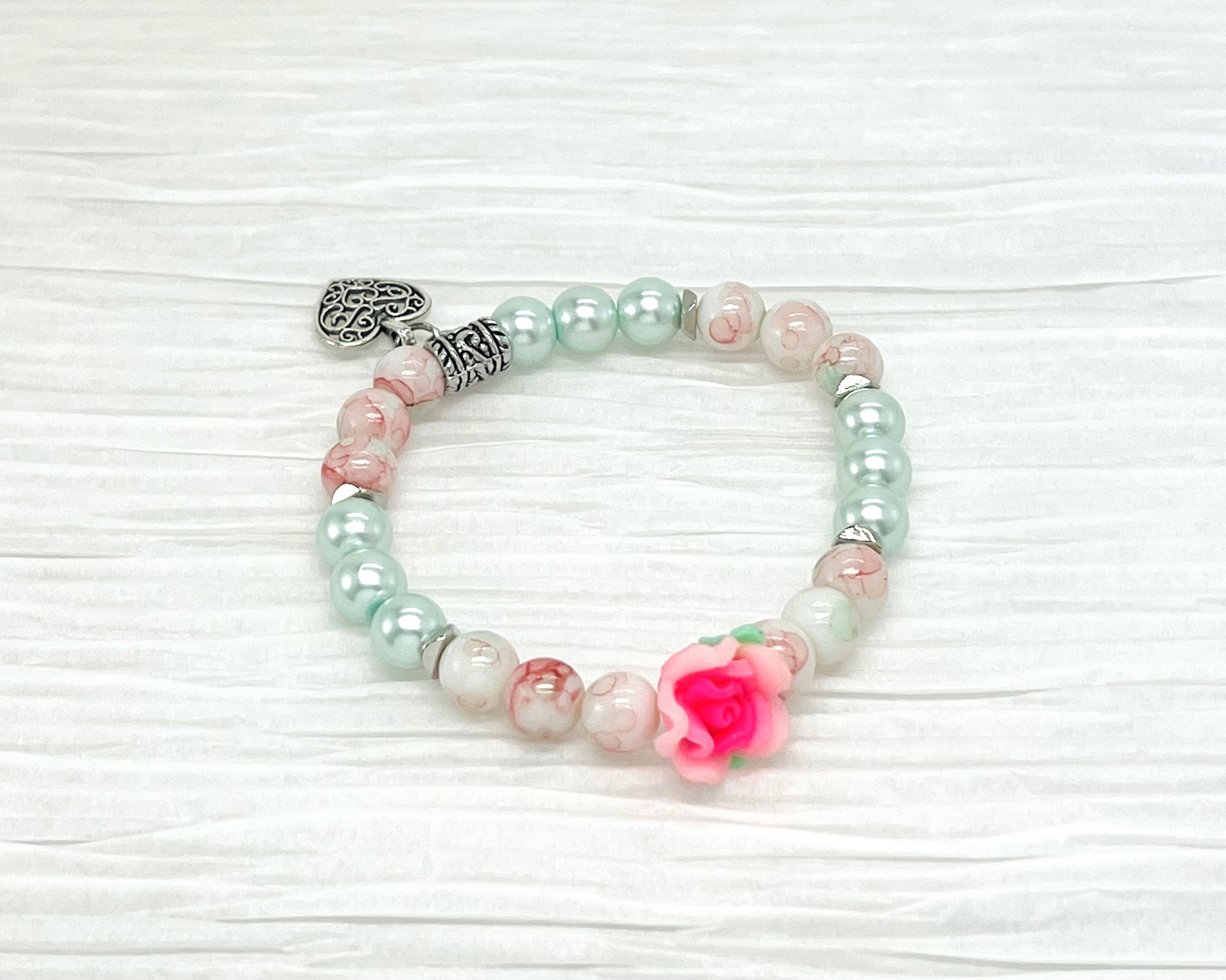 Romantic marbled pink and mint glass beaded stretch bracelet