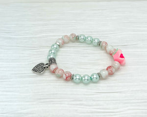 Romantic marbled pink and mint glass beaded stretch bracelet