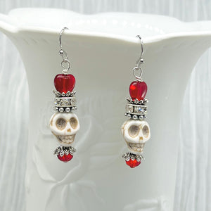 Skull earrings in white Wagnerite and red Czech glass heart beads