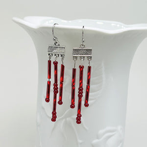 Bloody earrings in red glass beads and silver accents