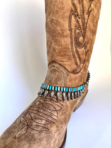 Boot jewelry, silver metal with faux turquoise elements