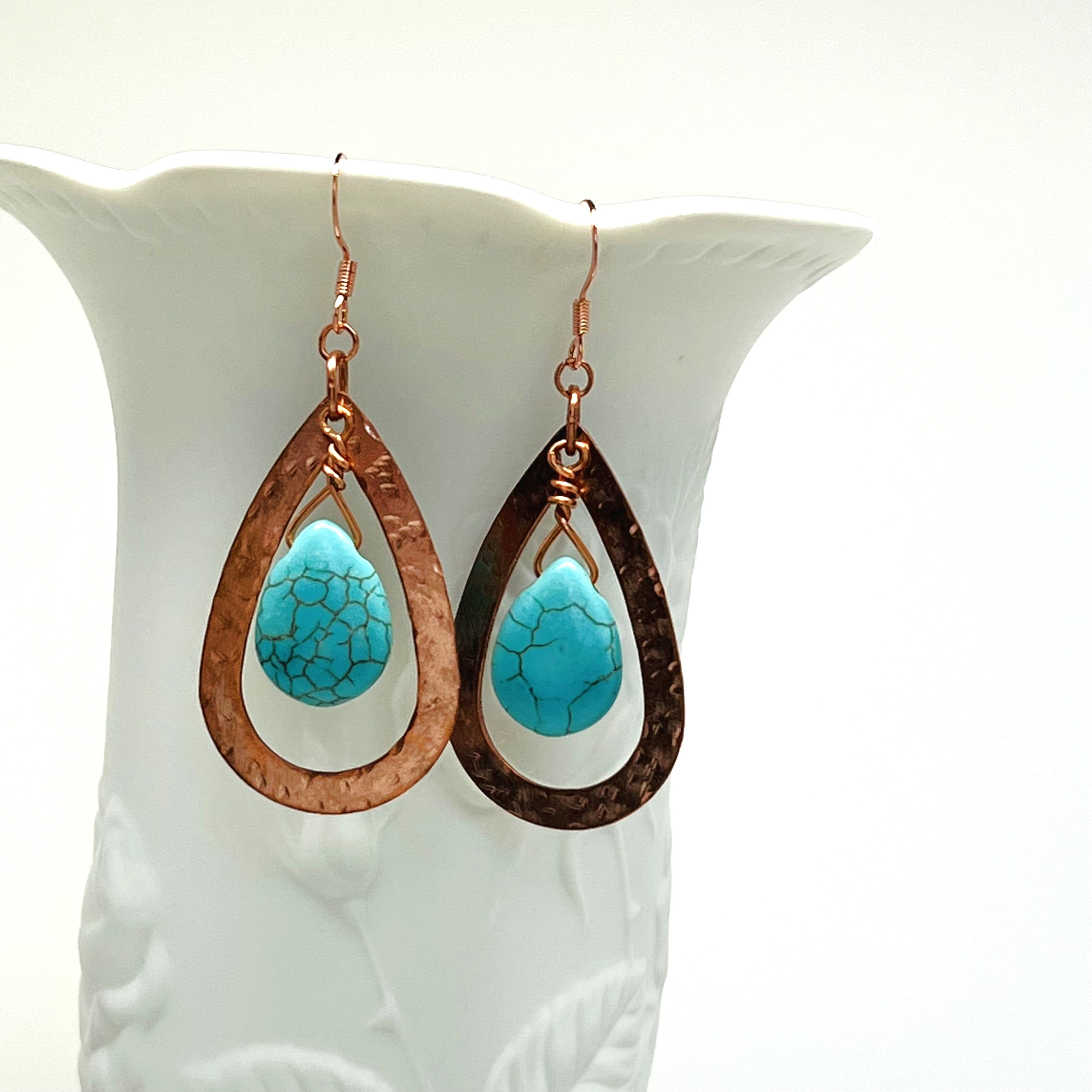 Bracelet and earring set, turquoise howlite and copper