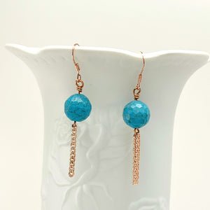 Bracelet and earring set in turquoise howlite round and chunk beads and copper